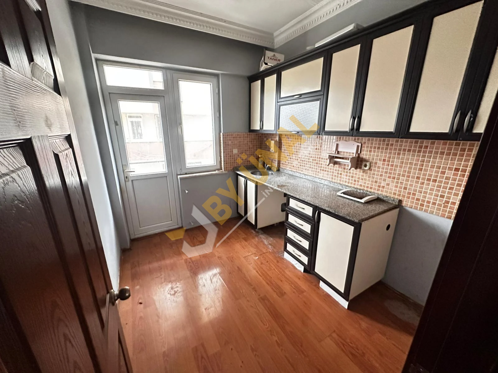 BY ÜNAL'DAN ATATÜRK'DE 3+1 TERS DUBLEKS KİRALIK DAİRE